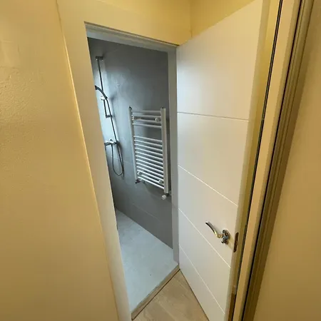Unique Duplex Penthouse For 4 At Medieval Quarter Daire
