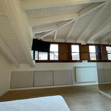 Daire Unique Duplex Penthouse For 4 At Medieval Quarter *