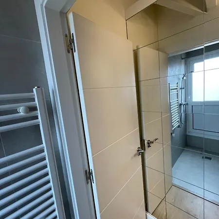 Daire Unique Duplex Penthouse For 4 At Medieval Quarter