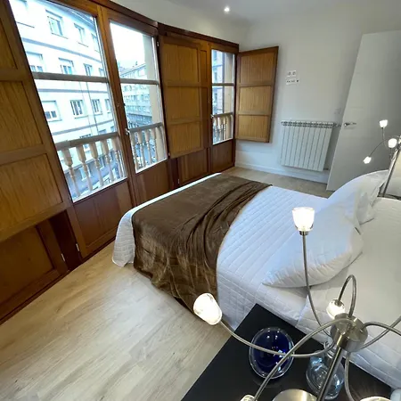 Daire Unique Duplex Penthouse For 4 At Medieval Quarter *