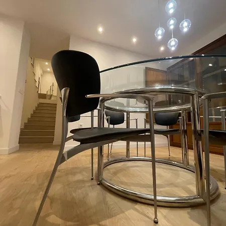 Unique Duplex Penthouse For 4 At Medieval Quarter Daire